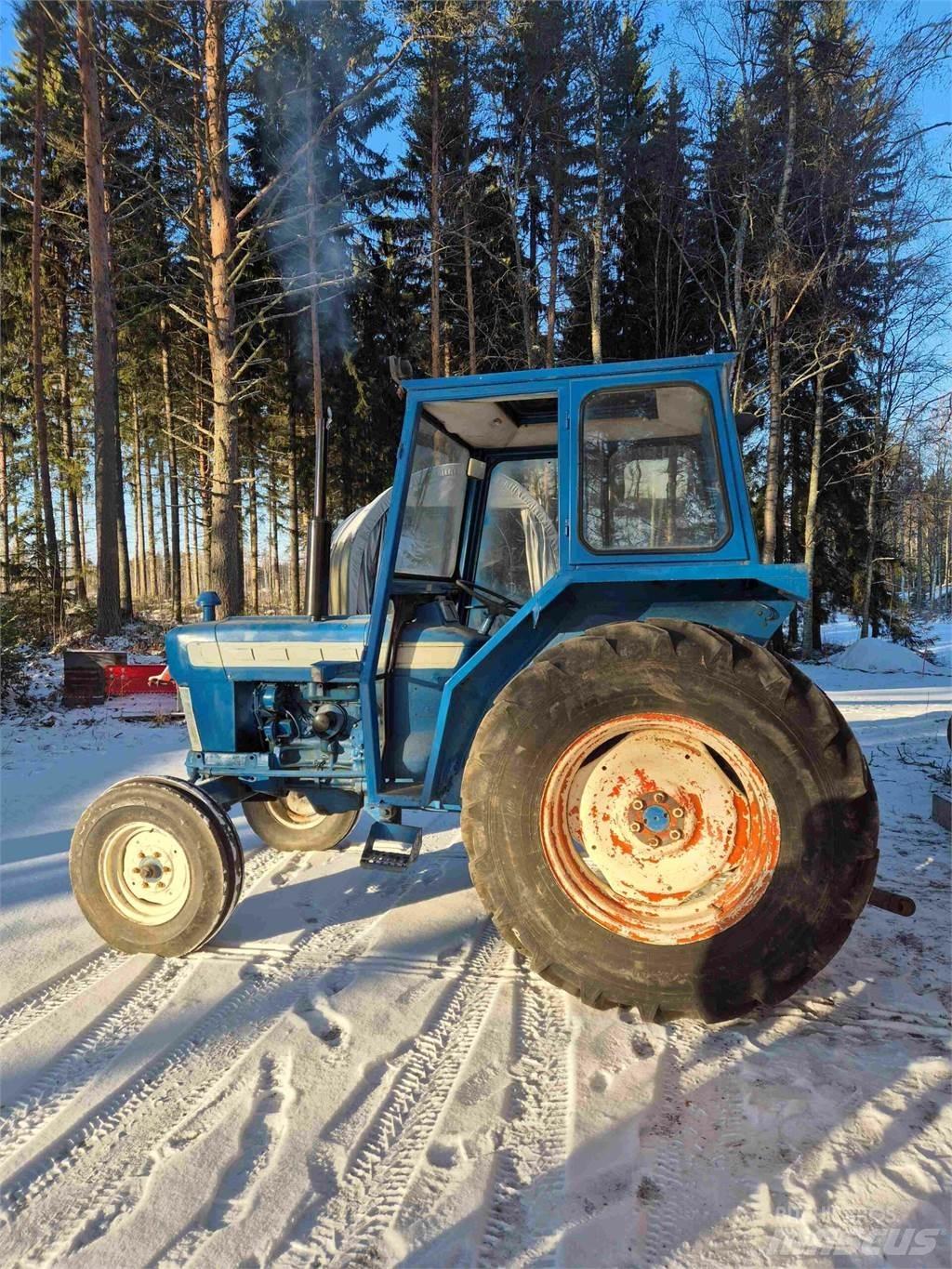 Ford 4000 الجرارات