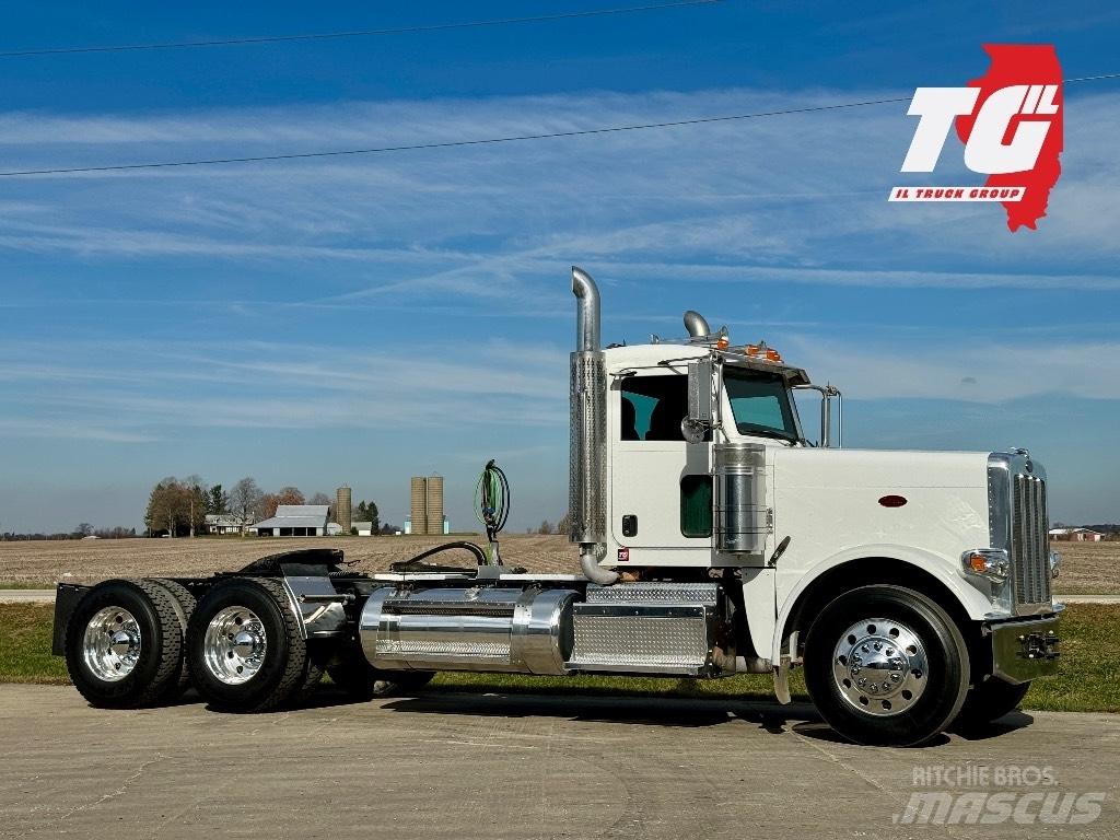 Peterbilt 388 وحدات الجر