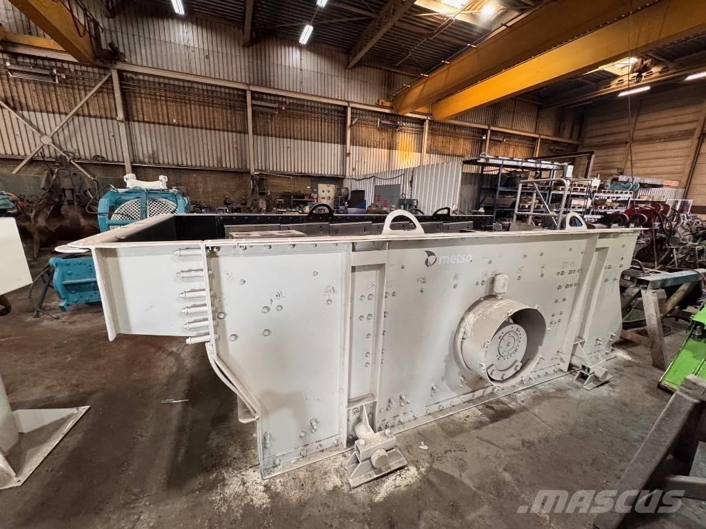 Metso 2SQ 4000 1800 غرابيل