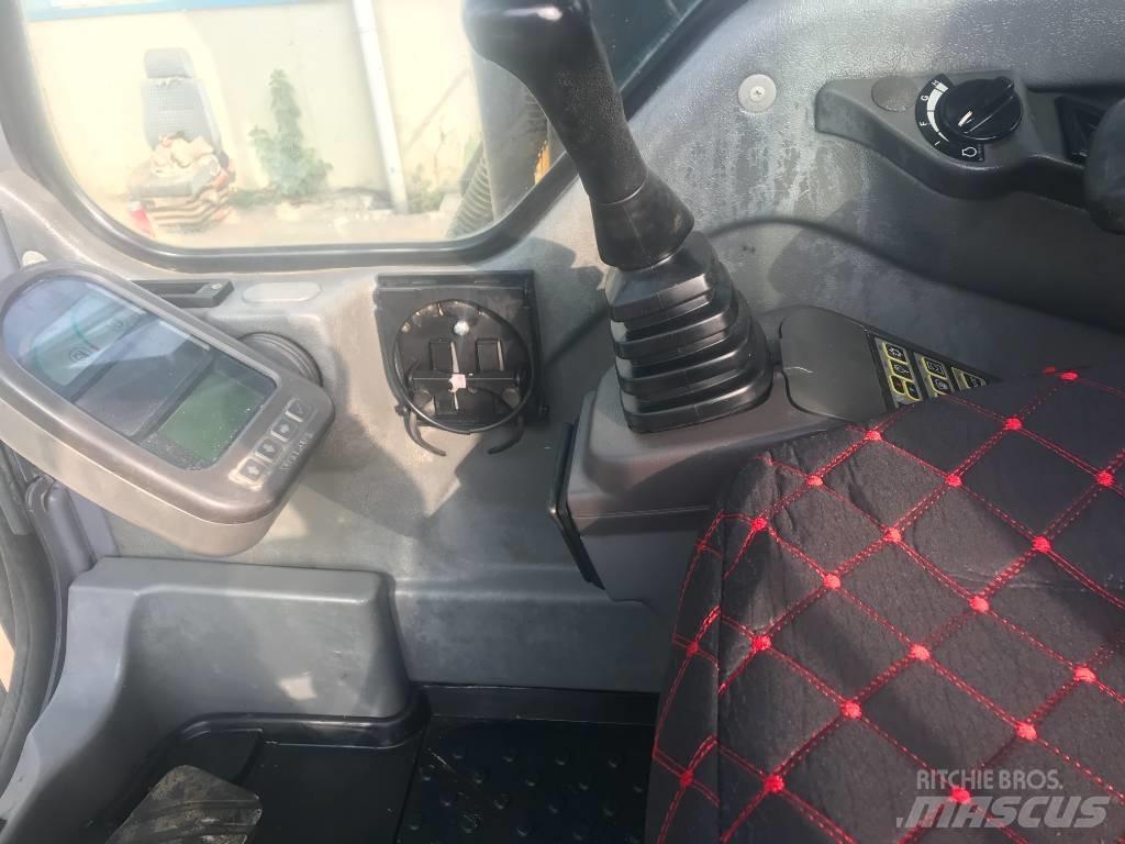 Volvo EC 360 B LC حفارات زحافة