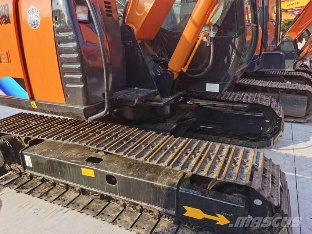 Hitachi ZX 70 حفارات صغيرة أقل من 7 طن (حفارات صغيرة)