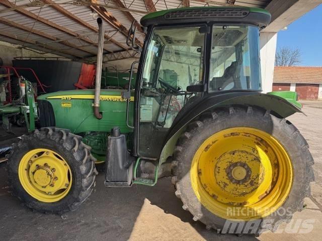 John Deere 5415 الجرارات