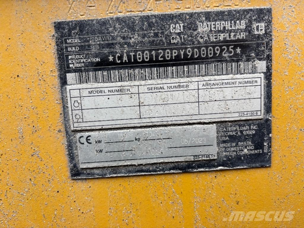 CAT 120 AWD أخرى