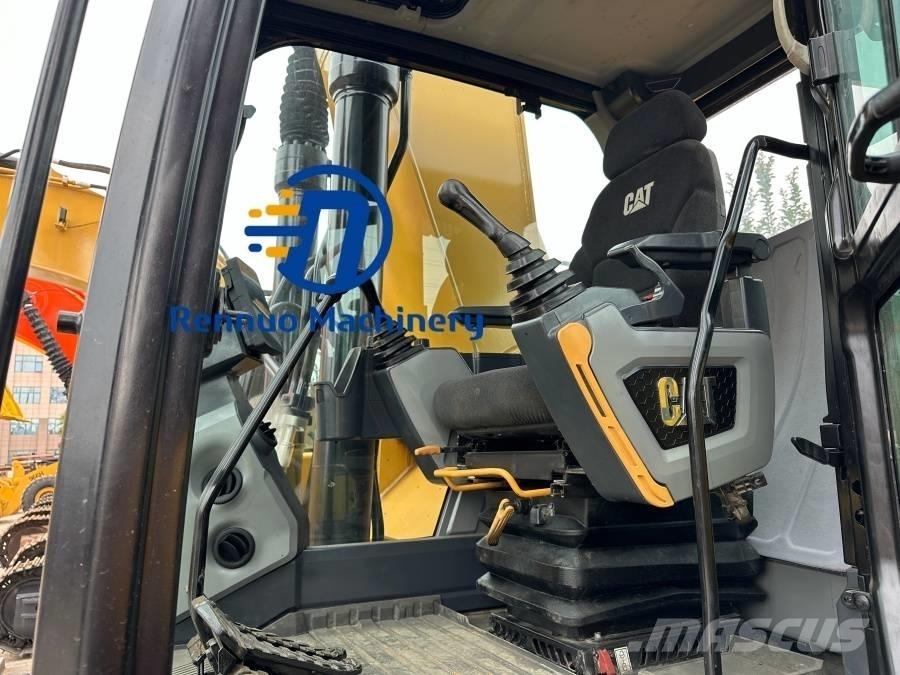 CAT 330 GC حفارات زحافة