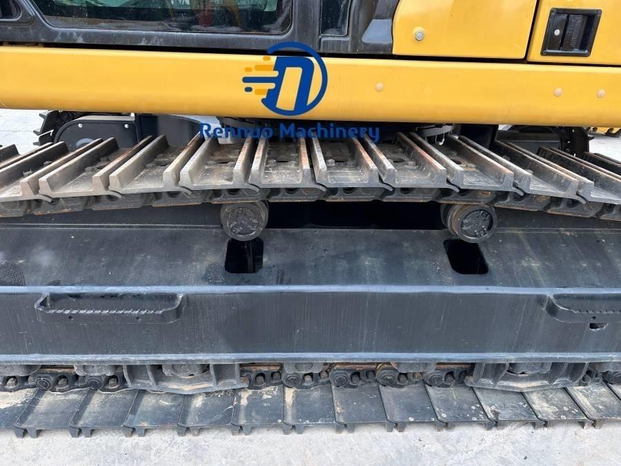 CAT 330 GC حفارات زحافة