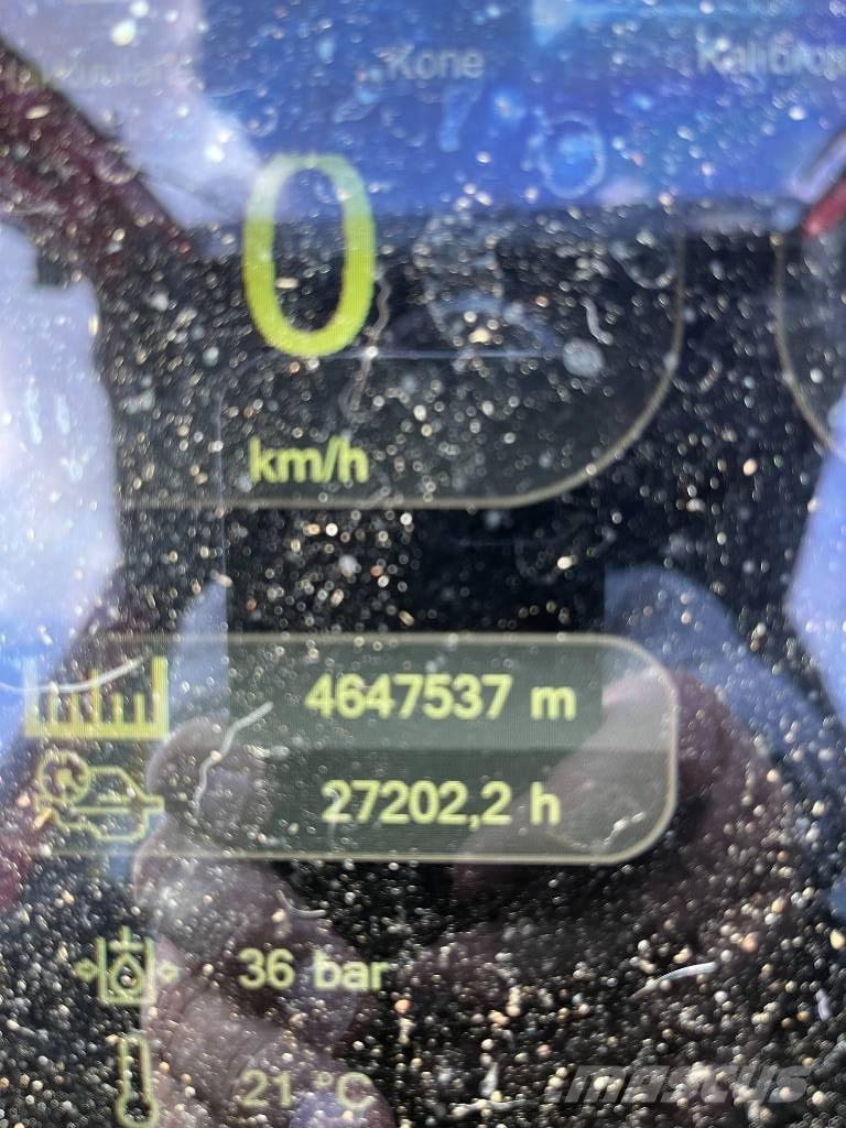 Komatsu 931 حصادات