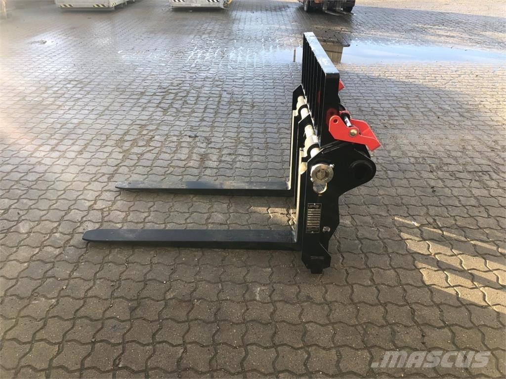 Manitou CAF شوكات