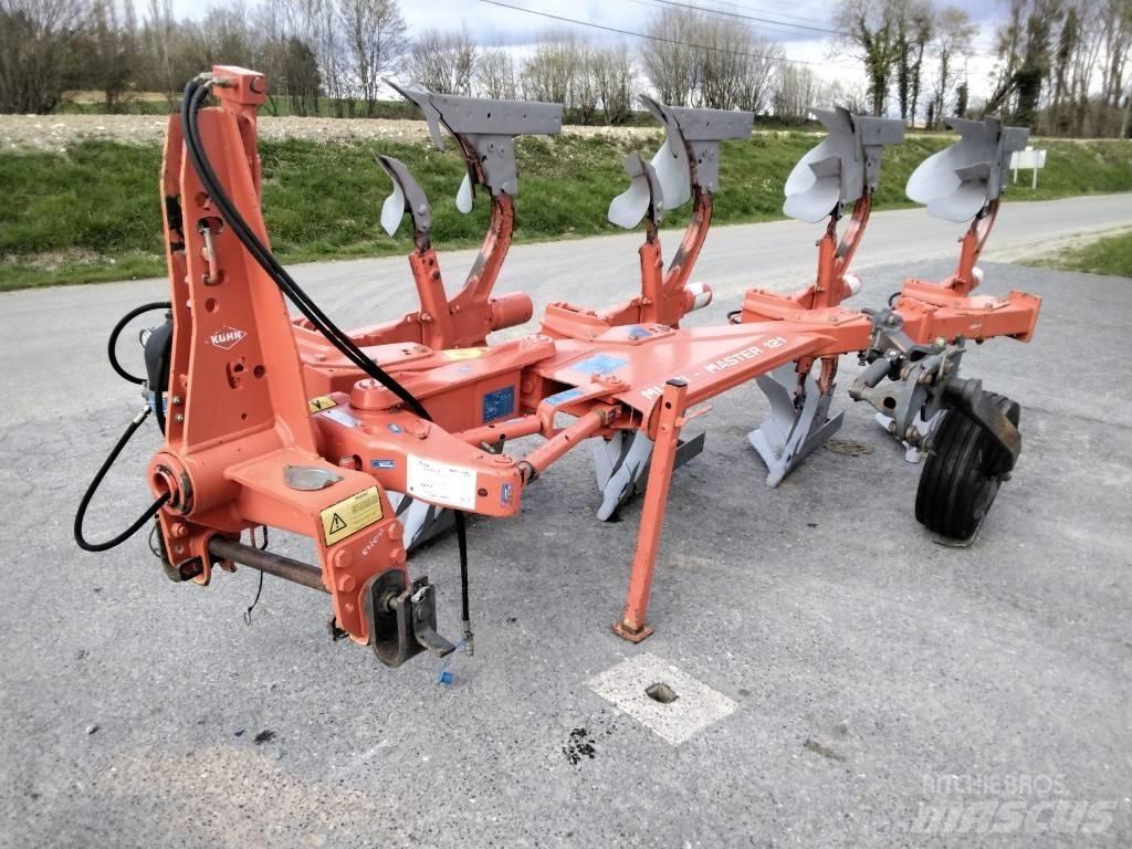 Kuhn VARIMASTER 121 محاريث عكسية