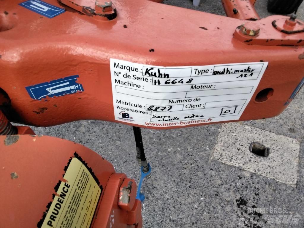 Kuhn VARIMASTER 121 محاريث عكسية