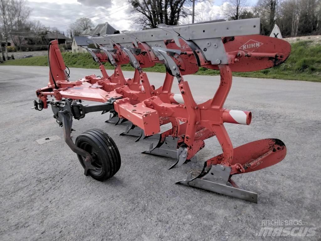 Kuhn VARIMASTER 121 محاريث عكسية