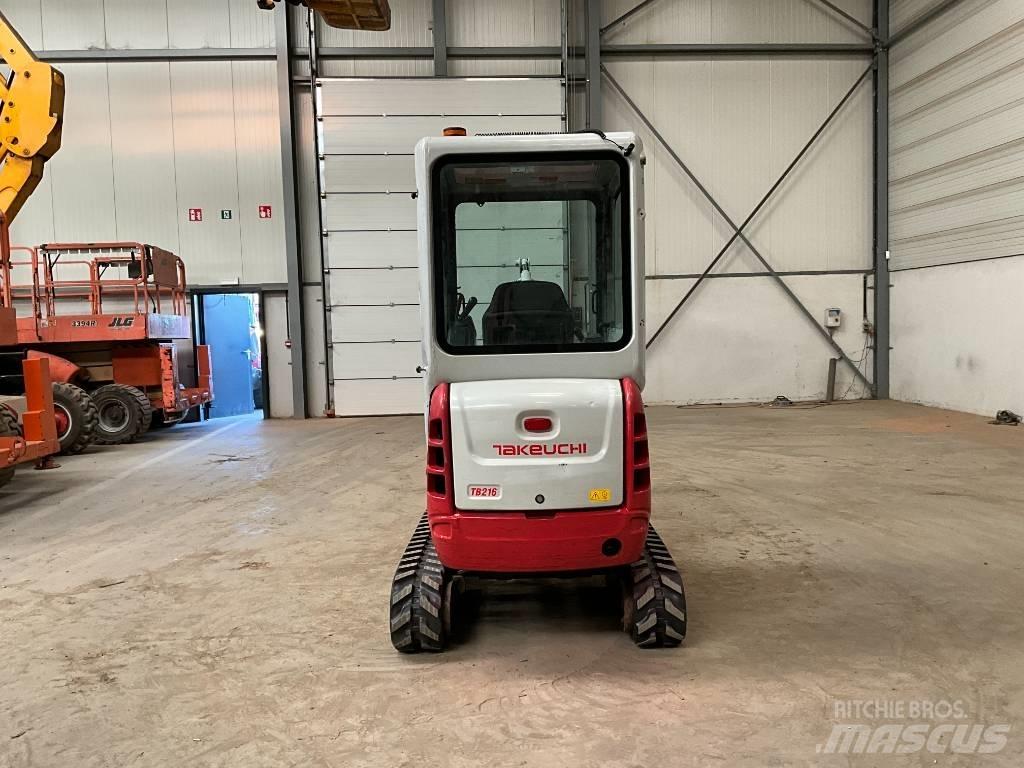 Takeuchi TB 216 حفارات صغيرة أقل من 7 طن (حفارات صغيرة)