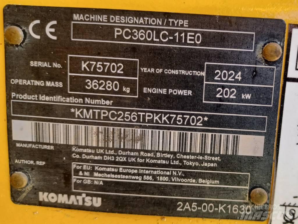 Komatsu PC360LC-11 حفارات زحافة