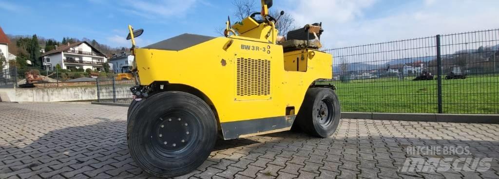 Bomag BW 3R-3 مداحل ذات إطارات هوائية