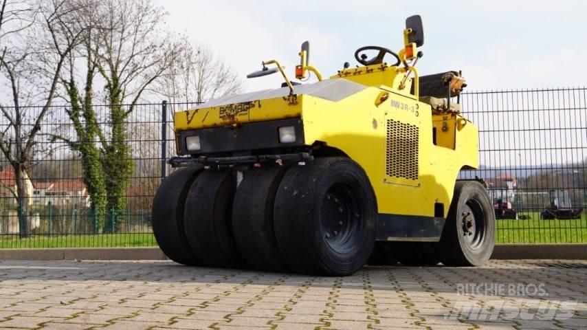 Bomag BW 3R-3 مداحل ذات إطارات هوائية