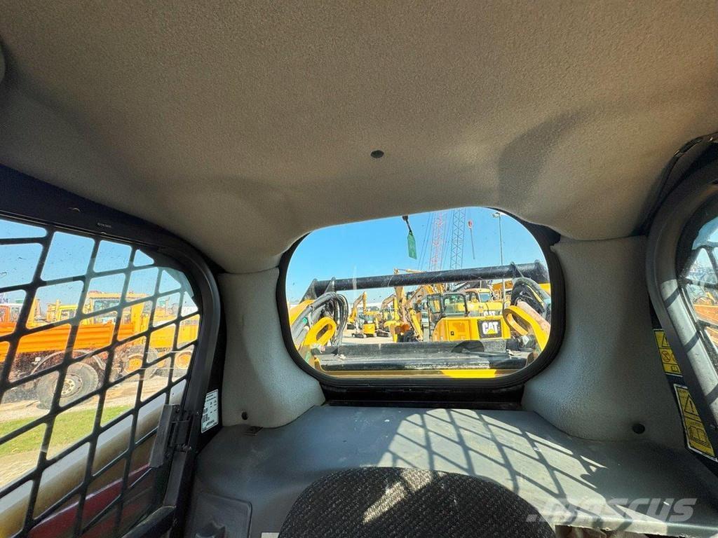 CAT 287D NVT لوادر انزلاقية التوجيه