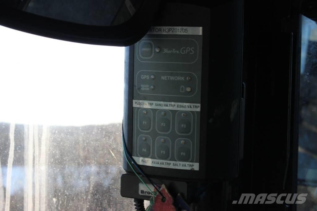 CAT 924 G لوادر بعجل