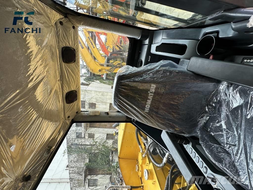 Komatsu PC 70 حفارات زحافة