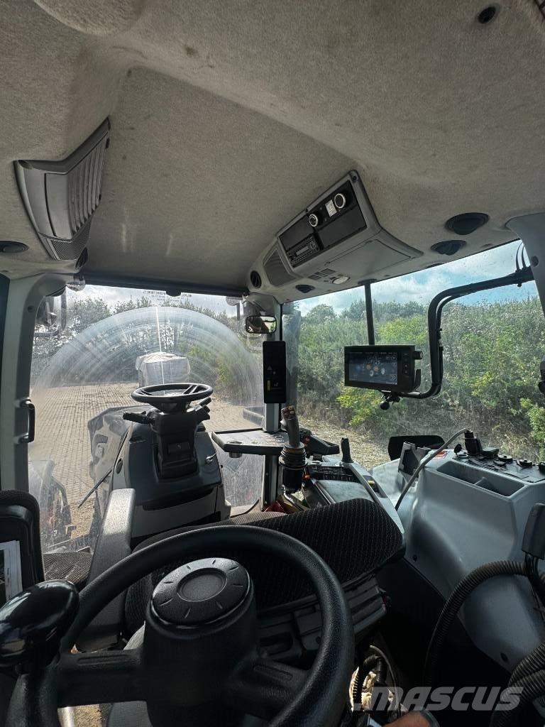 Valtra T 235 Direct الجرارات