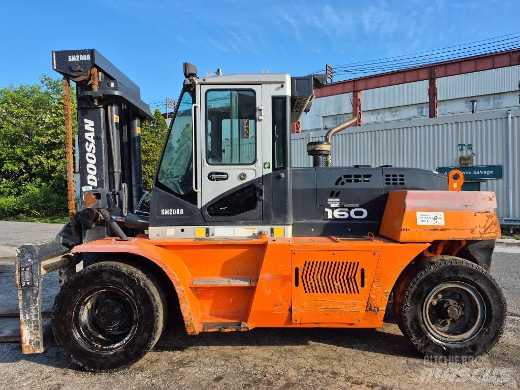 Doosan D 160 شاحنات ذات رافعات شوكية - أخرى