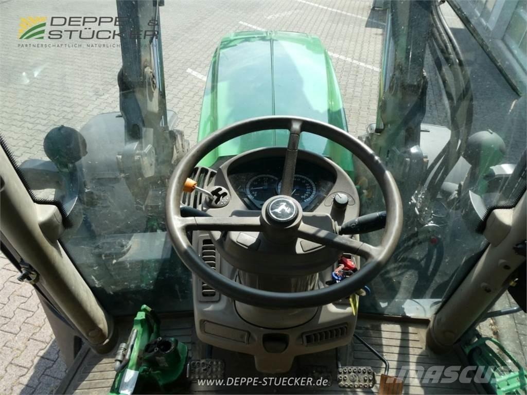John Deere 6150R الجرارات