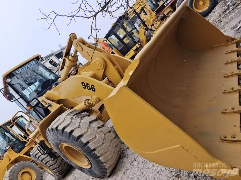 CAT 966 G لوادر بعجل