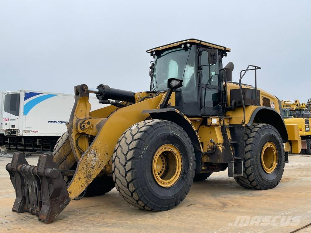 CAT 972MXE لوادر بعجل