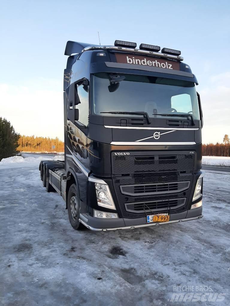 Volvo FH13 شاحنات بمقصورة وهيكل