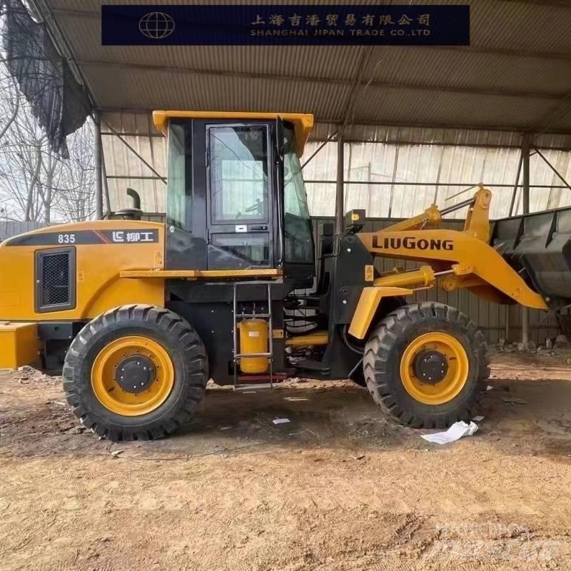 LiuGong CLG 835 لوادر بعجل