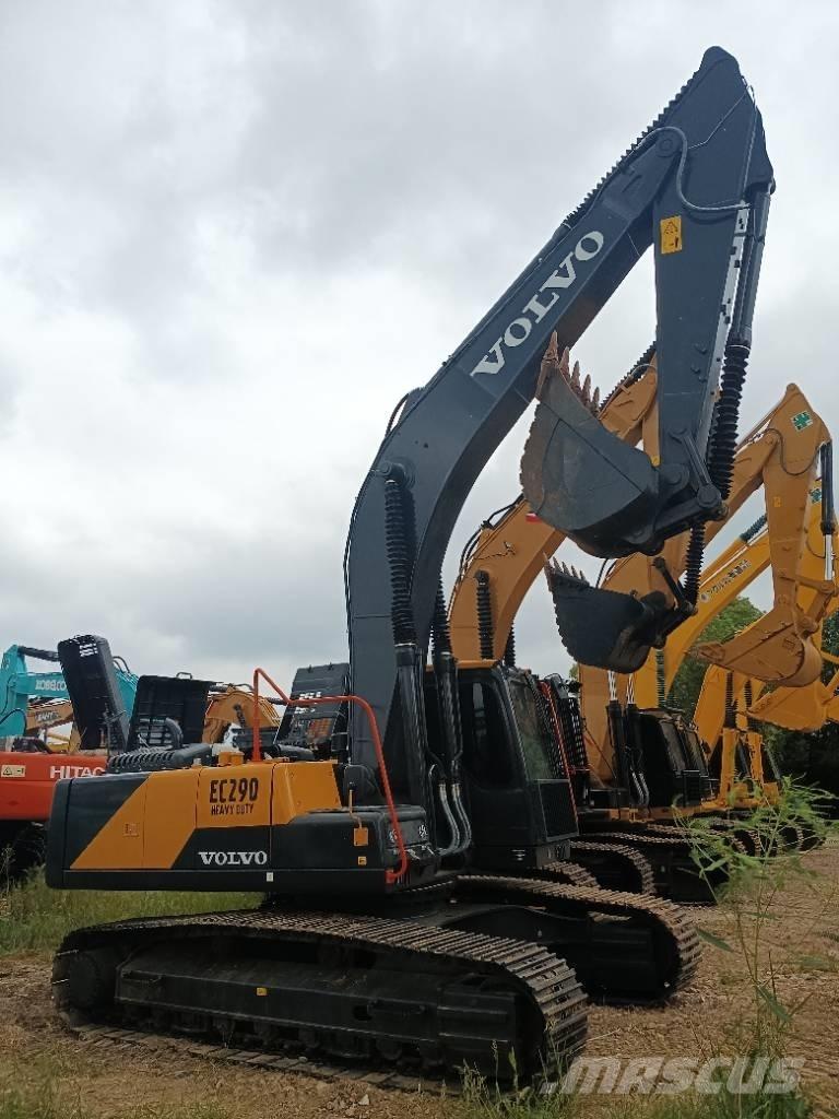 Volvo EC 290 حفارات زحافة
