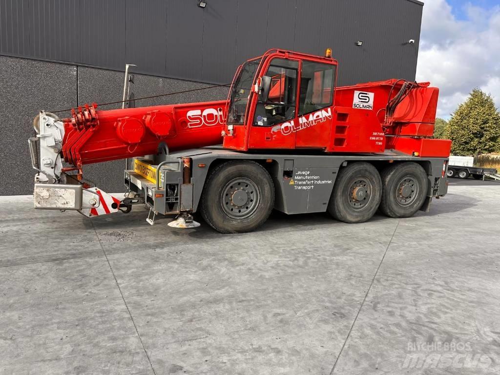 Demag AC 40-1 City رافعات صالحة لكل أنواع الطرق