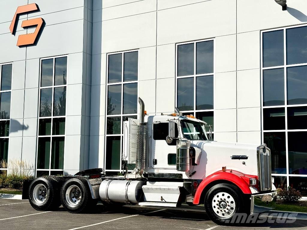 Kenworth W 900 وحدات الجر