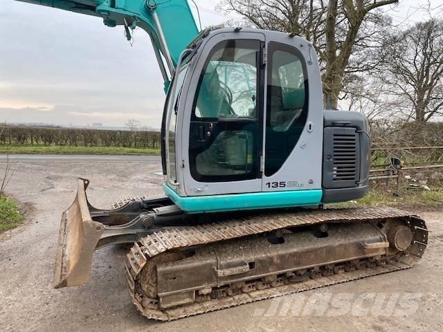 Kobelco SK 135 SR LC حفارات زحافة