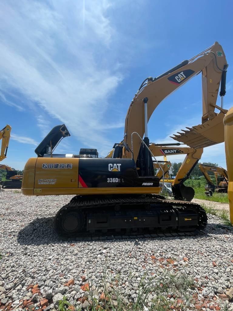 CAT 336D2 حفارات زحافة