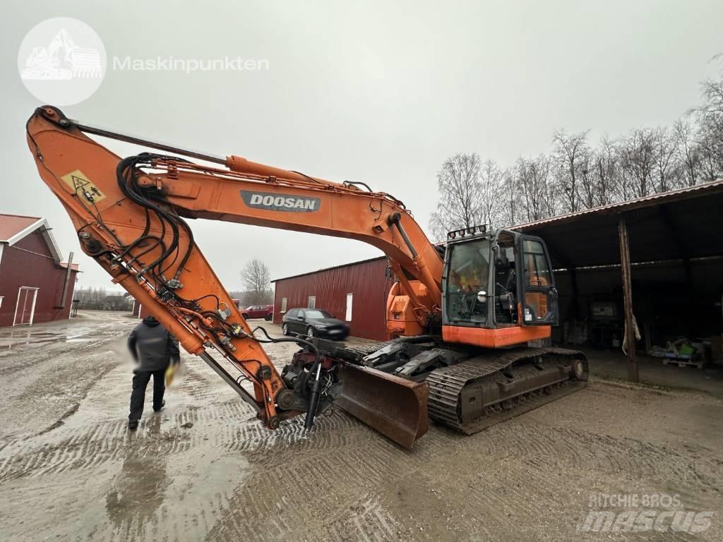 Doosan DX 235 LCR حفارات زحافة
