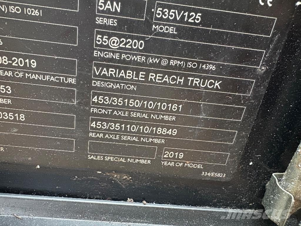 JCB 535-125 مناولات متداخلة