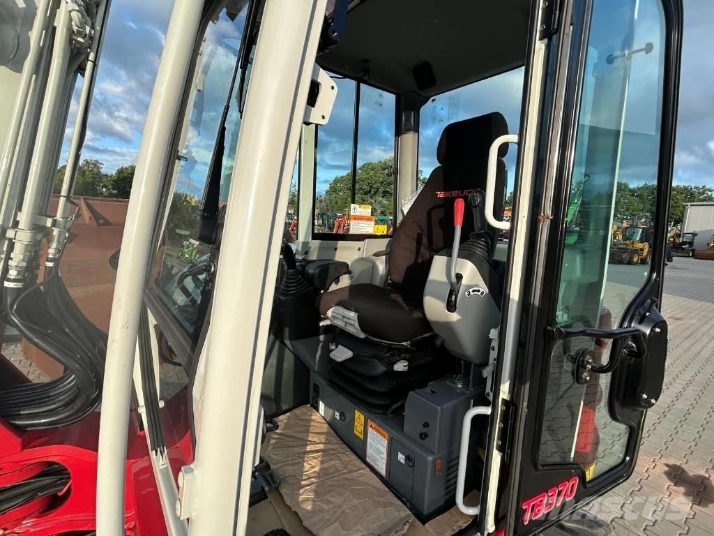 Takeuchi TB 370 V4 حفارات وسط 7 طن - 12 طن