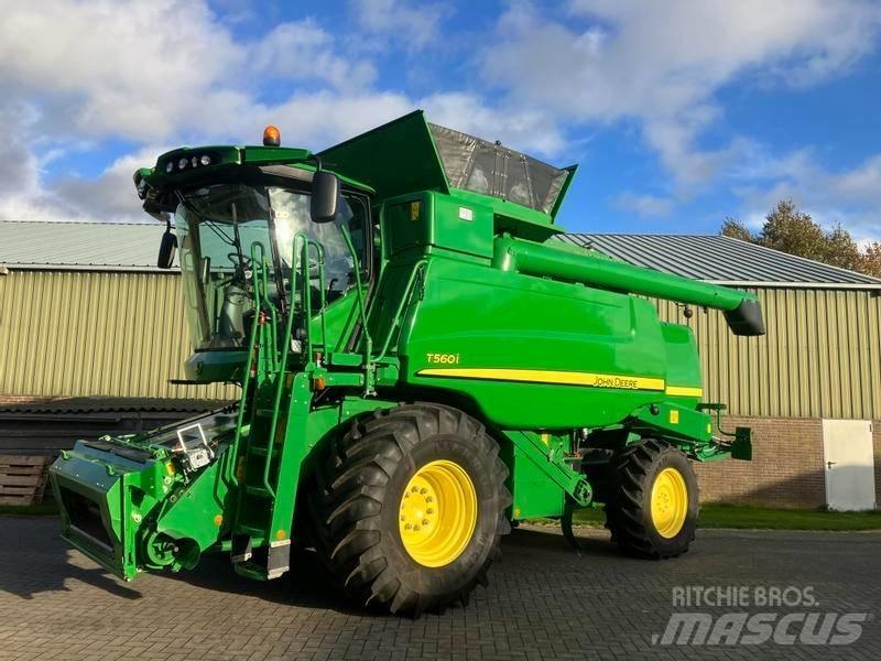 John Deere T 560 i حصادات