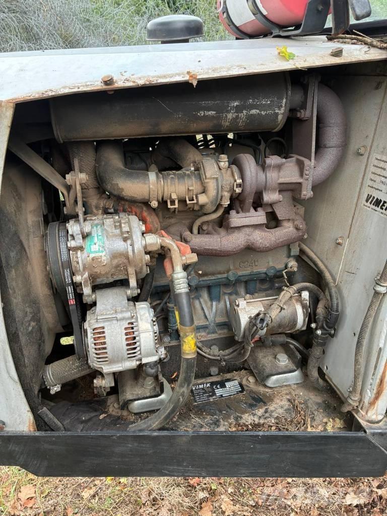 Vimek 404 t4 حصادات