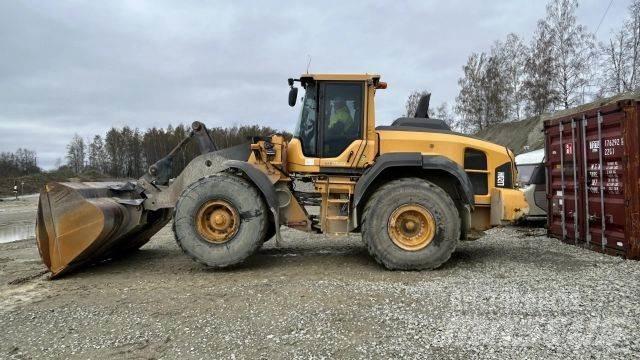 Volvo L120H لوادر بعجل