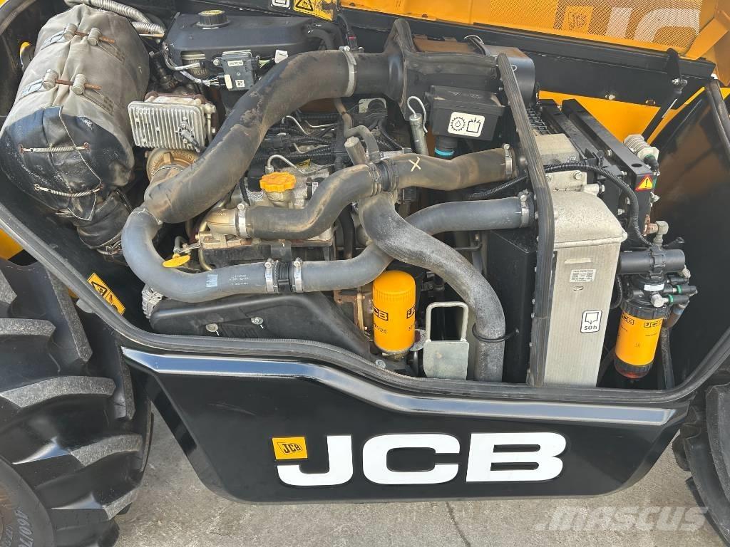 JCB 532-60 مناولات متداخلة