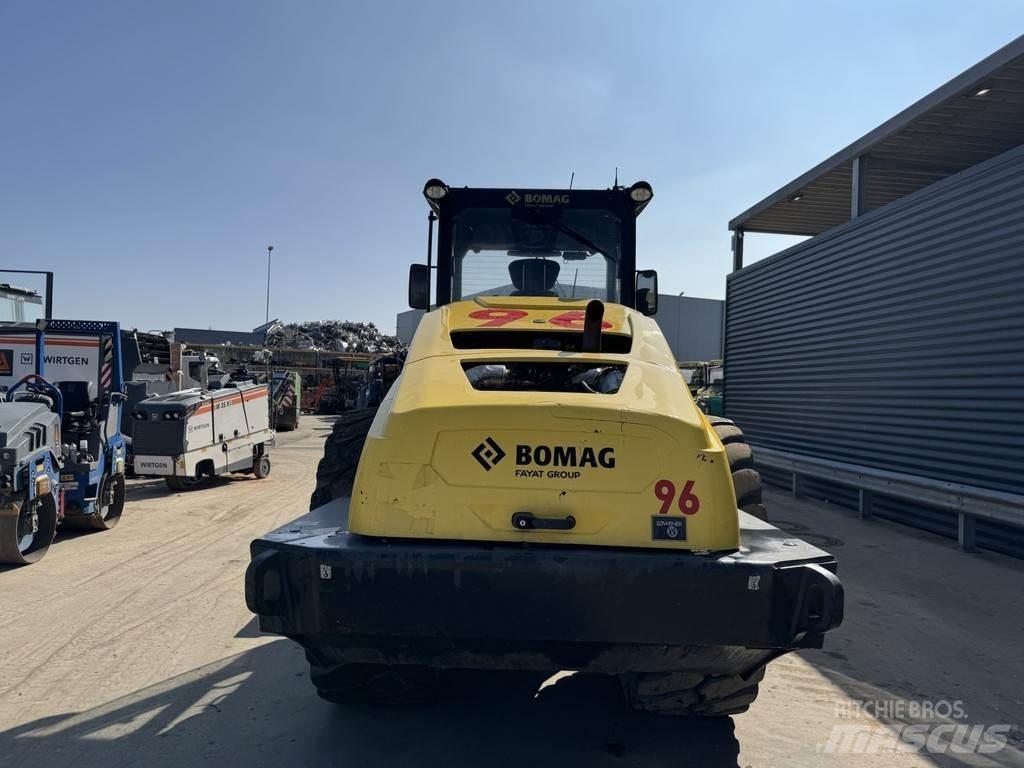 Bomag BW 226 BVC-5 مداحل أحادية الأسطوانة