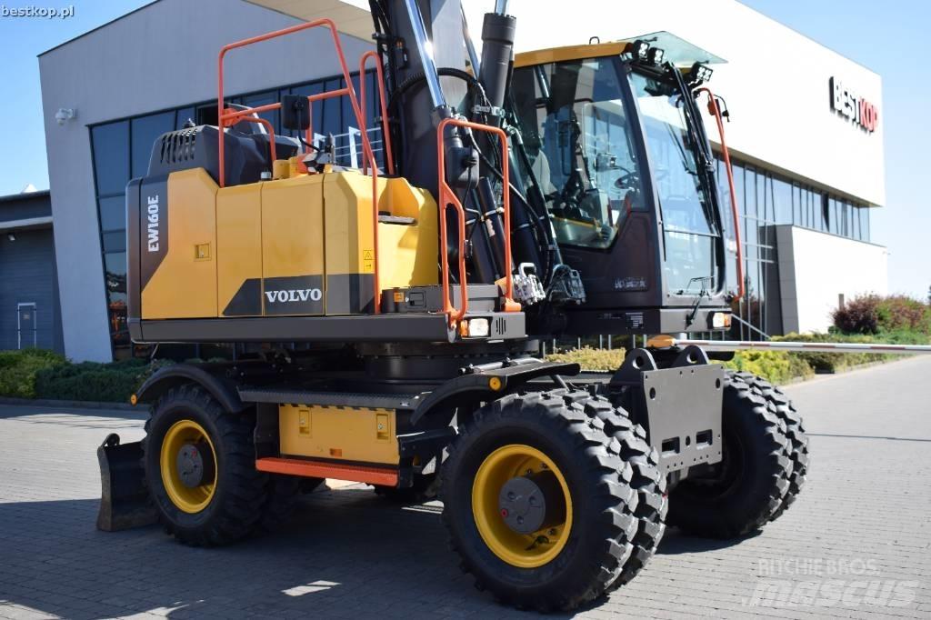 Volvo EW 160 E حفارات بعجل