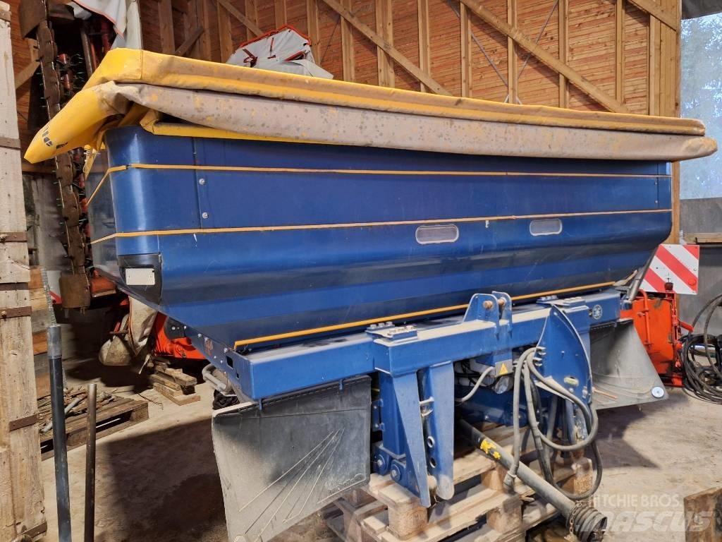 Bogballe M35W معدات فرد المواد المعدنية