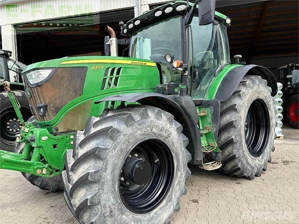 John Deere 6215 r الجرارات