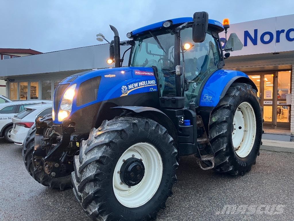 New Holland T7.210 الجرارات