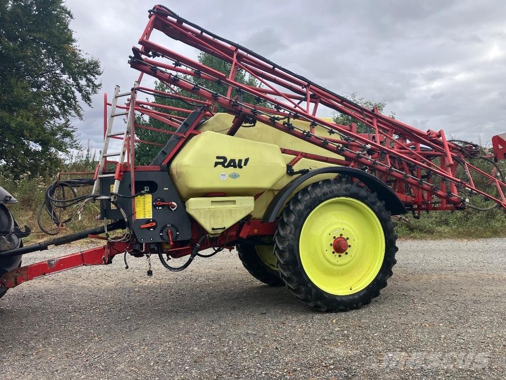 Rau Trailed Sprayer الرشاشات