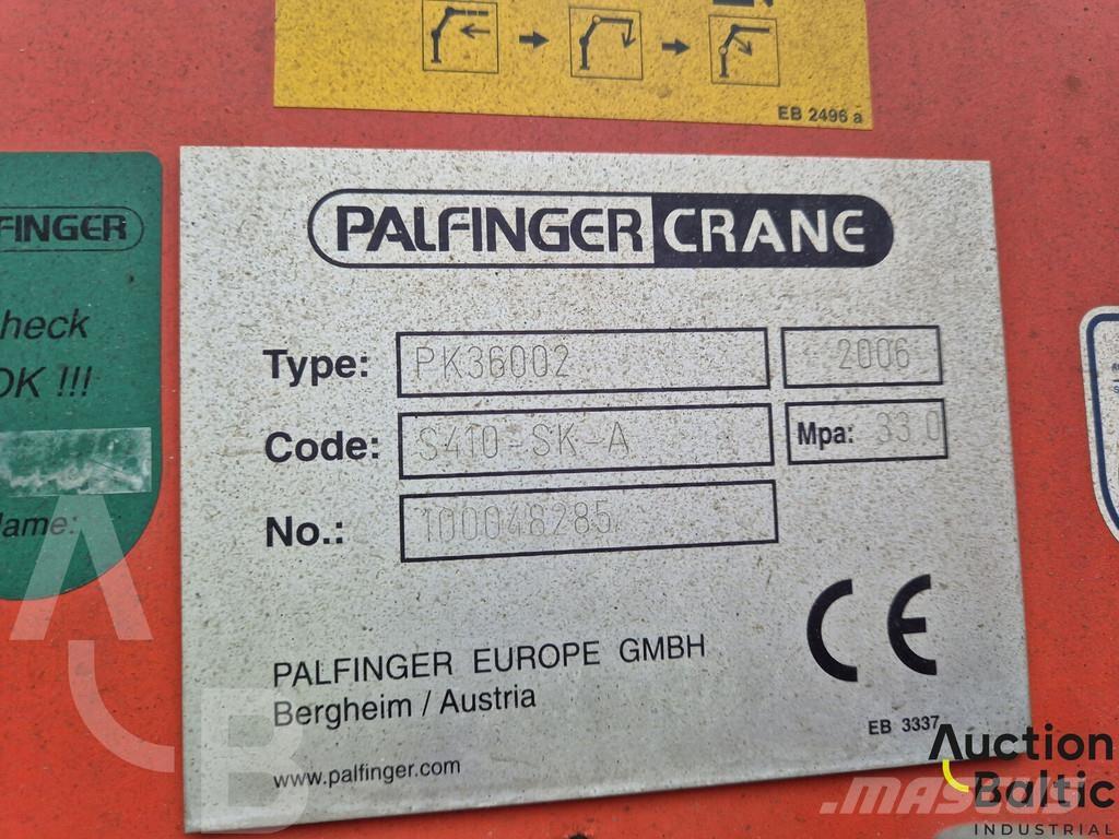 Iveco AD260T35 شاحنات قلابة