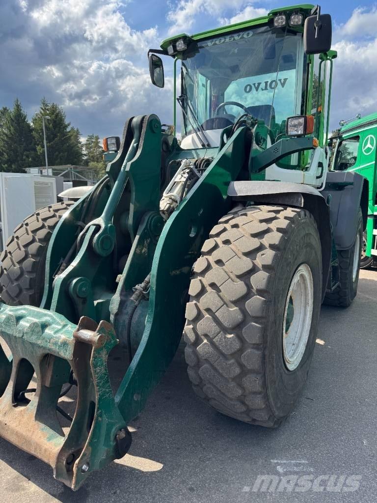 Volvo L 70 G لوادر بعجل