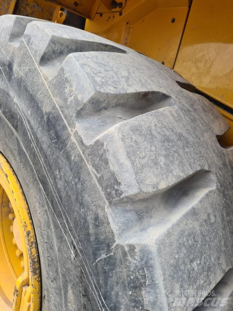 Volvo L 150 H مداحل أحادية الأسطوانة