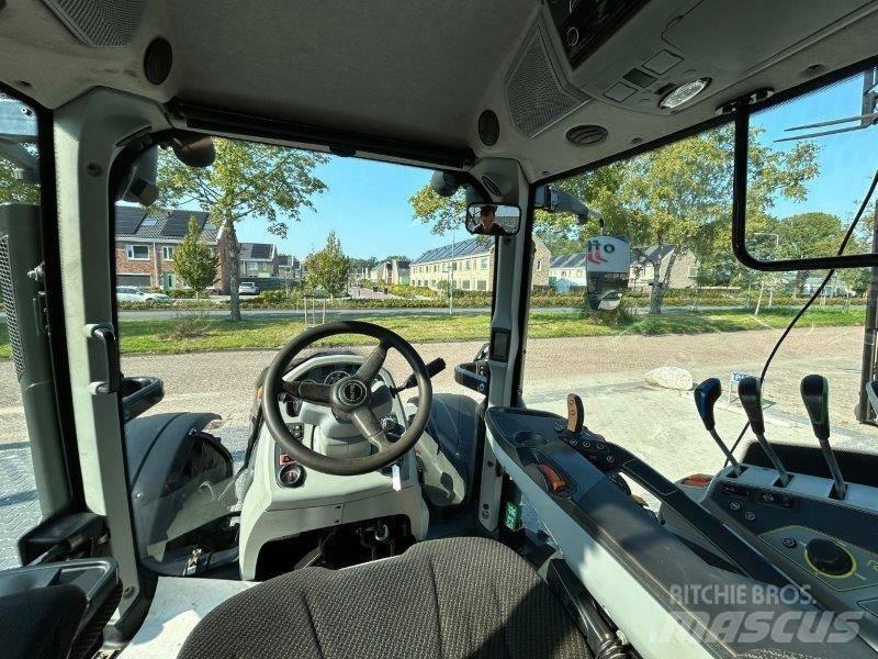 Valtra N 154 A الجرارات